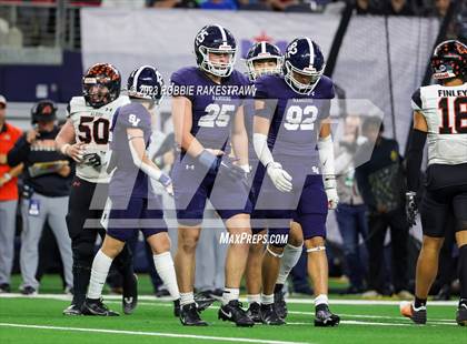 Thumbnail 2 in Smithson Valley vs. Aledo (UIL 5A D1 Football Final) photogallery.