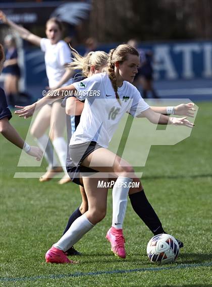 Thumbnail 2 in Myers Park @ Charlotte Latin (Queen City Classic) photogallery.