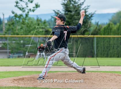 Thumbnail 3 in Eastside Catholic vs. Central Kitsap (WIAA 3A 1st Round Playoff) photogallery.
