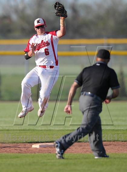 Thumbnail 3 in McPherson vs. Kingman/Norwich (KHSAA 4A Regional Playoff) photogallery.