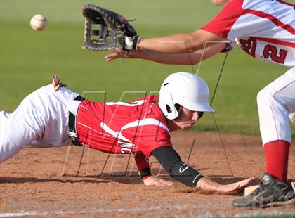 Thumbnail 2 in McPherson vs. Kingman/Norwich (KHSAA 4A Regional Playoff) photogallery.