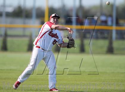 Thumbnail 3 in McPherson vs. Kingman/Norwich (KHSAA 4A Regional Playoff) photogallery.