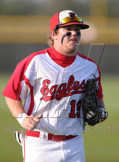 Thumbnail 1 in McPherson vs. Kingman/Norwich (KHSAA 4A Regional Playoff) photogallery.