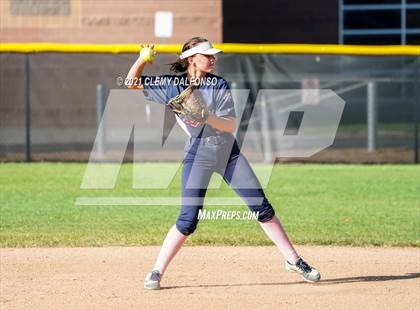 Thumbnail 1 in Dakota Ridge @ Chatfield photogallery.