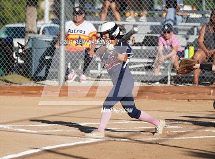 Thumbnail 1 in Dakota Ridge @ Chatfield photogallery.