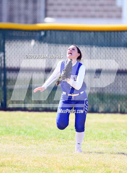Thumbnail 1 in Sugar-Salem vs New Plymouth (Win The Pitch Tournament) photogallery.