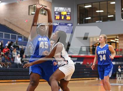 Thumbnail 3 in Plano West @ Allen photogallery.