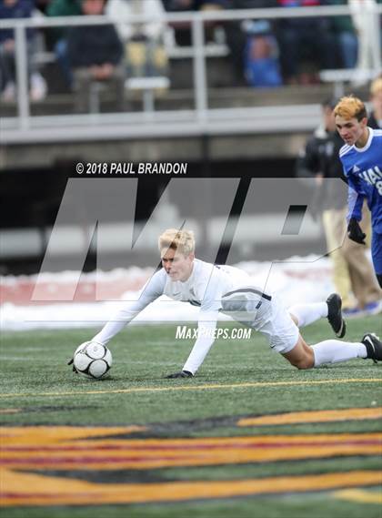 Thumbnail 3 in Hall vs. Glastonbury (CIAC Class LL Final) photogallery.