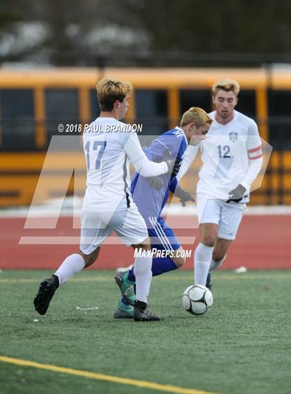 Thumbnail 3 in Hall vs. Glastonbury (CIAC Class LL Final) photogallery.