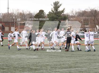 Thumbnail 3 in Hall vs. Glastonbury (CIAC Class LL Final) photogallery.