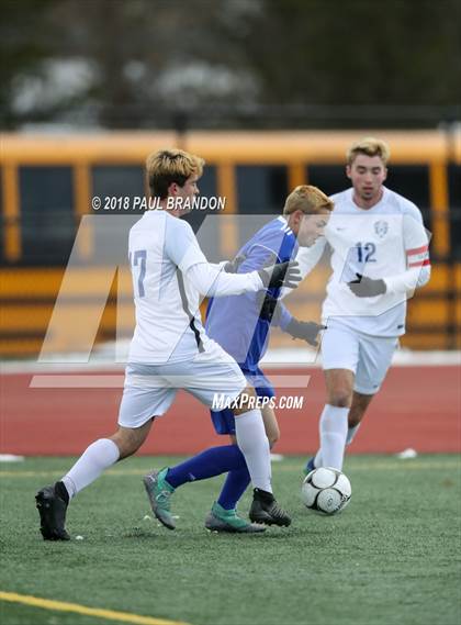 Thumbnail 2 in Hall vs. Glastonbury (CIAC Class LL Final) photogallery.