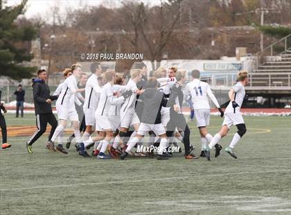 Thumbnail 3 in Hall vs. Glastonbury (CIAC Class LL Final) photogallery.