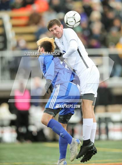 Thumbnail 3 in Hall vs. Glastonbury (CIAC Class LL Final) photogallery.