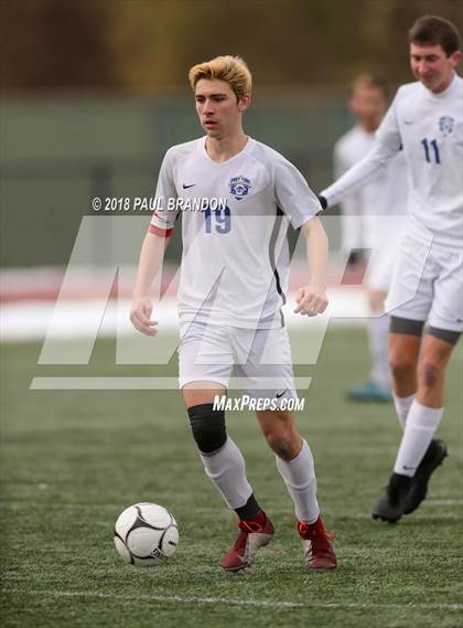 Thumbnail 1 in Hall vs. Glastonbury (CIAC Class LL Final) photogallery.