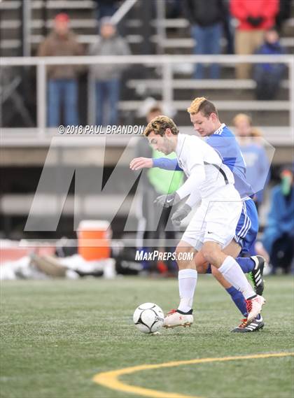 Thumbnail 3 in Hall vs. Glastonbury (CIAC Class LL Final) photogallery.