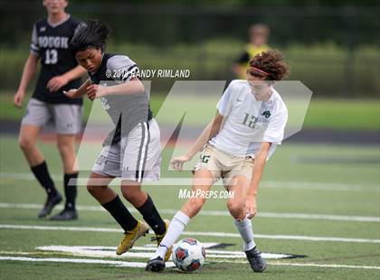 Thumbnail 2 in Cardinal Gibbons @ Hough photogallery.