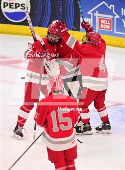 Thumbnail 3 in Conard vs. Suffield/Granby/Windsor Locks (CIAC DIII Semifinal) photogallery.
