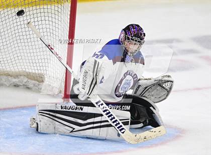 Thumbnail 3 in Conard vs. Suffield/Granby/Windsor Locks (CIAC DIII Semifinal) photogallery.
