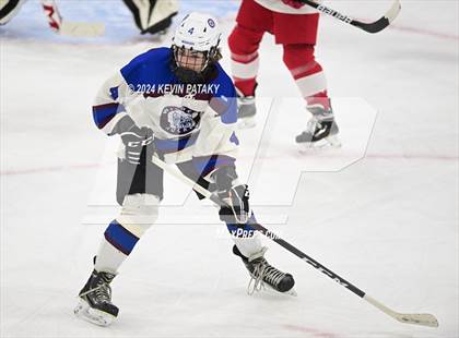 Thumbnail 3 in Conard vs. Suffield/Granby/Windsor Locks (CIAC DIII Semifinal) photogallery.