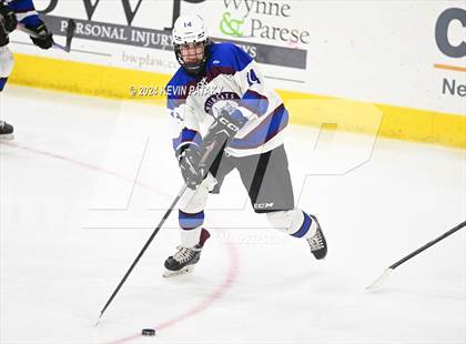 Thumbnail 2 in Conard vs. Suffield/Granby/Windsor Locks (CIAC DIII Semifinal) photogallery.