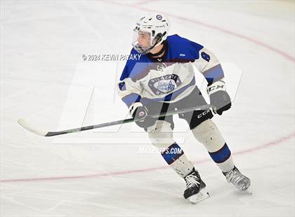 Thumbnail 3 in Conard vs. Suffield/Granby/Windsor Locks (CIAC DIII Semifinal) photogallery.