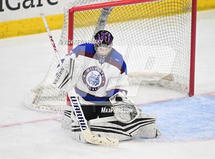 Thumbnail 2 in Conard vs. Suffield/Granby/Windsor Locks (CIAC DIII Semifinal) photogallery.