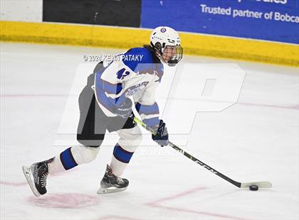 Thumbnail 2 in Conard vs. Suffield/Granby/Windsor Locks (CIAC DIII Semifinal) photogallery.