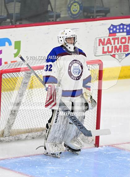 Thumbnail 3 in Conard vs. Suffield/Granby/Windsor Locks (CIAC DIII Semifinal) photogallery.