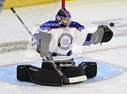 Thumbnail 1 in Conard vs. Suffield/Granby/Windsor Locks (CIAC DIII Semifinal) photogallery.