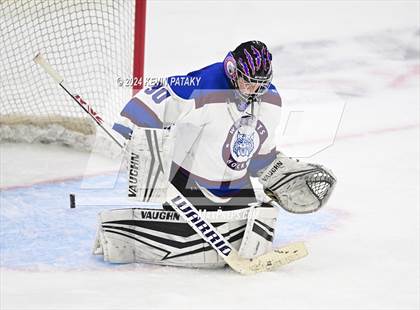 Thumbnail 2 in Conard vs. Suffield/Granby/Windsor Locks (CIAC DIII Semifinal) photogallery.