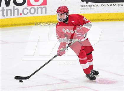 Thumbnail 2 in Conard vs. Suffield/Granby/Windsor Locks (CIAC DIII Semifinal) photogallery.