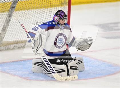 Thumbnail 2 in Conard vs. Suffield/Granby/Windsor Locks (CIAC DIII Semifinal) photogallery.