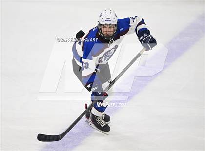 Thumbnail 1 in Conard vs. Suffield/Granby/Windsor Locks (CIAC DIII Semifinal) photogallery.
