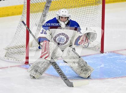 Thumbnail 1 in Conard vs. Suffield/Granby/Windsor Locks (CIAC DIII Semifinal) photogallery.