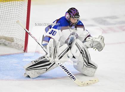 Thumbnail 3 in Conard vs. Suffield/Granby/Windsor Locks (CIAC DIII Semifinal) photogallery.