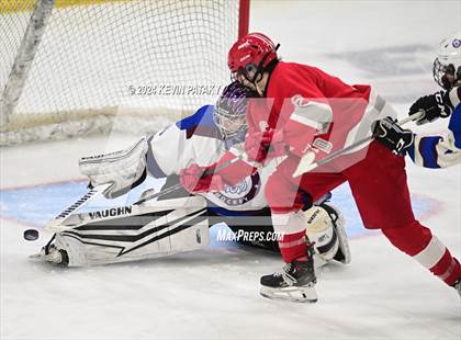 Thumbnail 3 in Conard vs. Suffield/Granby/Windsor Locks (CIAC DIII Semifinal) photogallery.