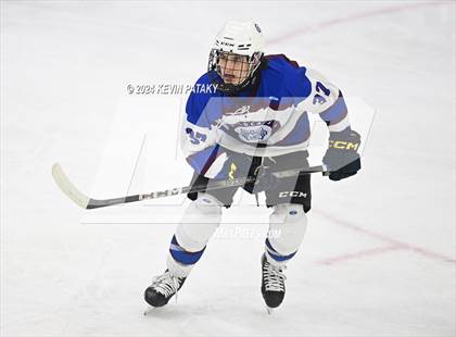 Thumbnail 2 in Conard vs. Suffield/Granby/Windsor Locks (CIAC DIII Semifinal) photogallery.