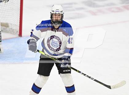 Thumbnail 2 in Conard vs. Suffield/Granby/Windsor Locks (CIAC DIII Semifinal) photogallery.