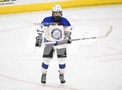 Thumbnail 2 in Conard vs. Suffield/Granby/Windsor Locks (CIAC DIII Semifinal) photogallery.