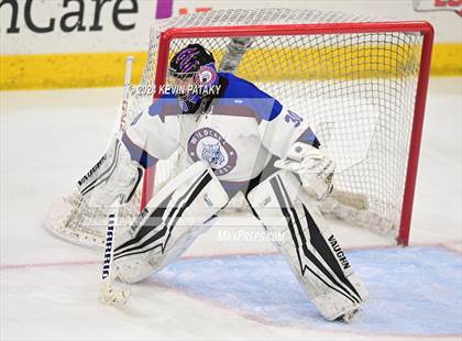 Thumbnail 3 in Conard vs. Suffield/Granby/Windsor Locks (CIAC DIII Semifinal) photogallery.