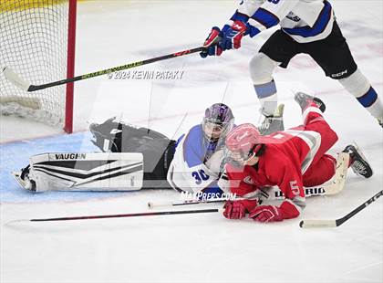 Thumbnail 3 in Conard vs. Suffield/Granby/Windsor Locks (CIAC DIII Semifinal) photogallery.