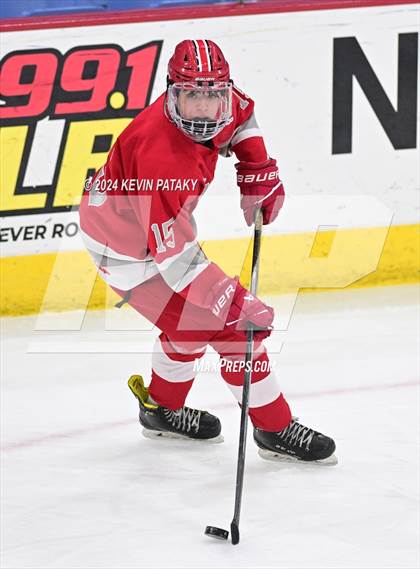 Thumbnail 2 in Conard vs. Suffield/Granby/Windsor Locks (CIAC DIII Semifinal) photogallery.