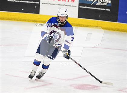 Thumbnail 3 in Conard vs. Suffield/Granby/Windsor Locks (CIAC DIII Semifinal) photogallery.