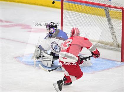 Thumbnail 3 in Conard vs. Suffield/Granby/Windsor Locks (CIAC DIII Semifinal) photogallery.
