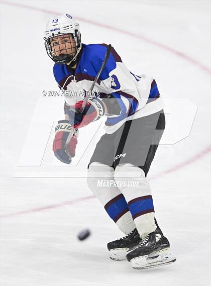 Thumbnail 3 in Conard vs. Suffield/Granby/Windsor Locks (CIAC DIII Semifinal) photogallery.