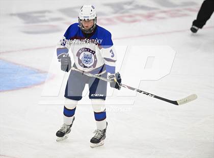 Thumbnail 3 in Conard vs. Suffield/Granby/Windsor Locks (CIAC DIII Semifinal) photogallery.