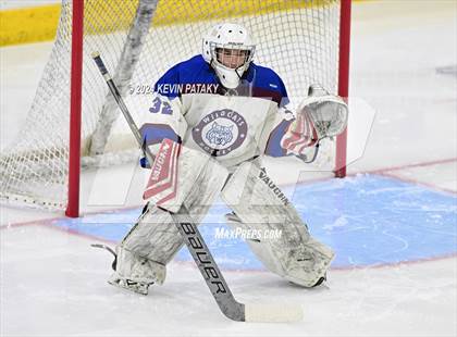 Thumbnail 3 in Conard vs. Suffield/Granby/Windsor Locks (CIAC DIII Semifinal) photogallery.