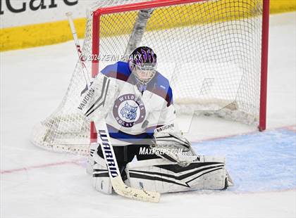 Thumbnail 3 in Conard vs. Suffield/Granby/Windsor Locks (CIAC DIII Semifinal) photogallery.