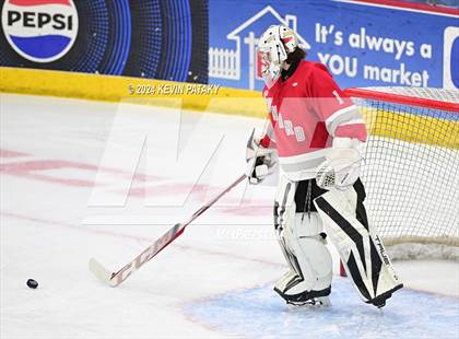 Thumbnail 3 in Conard vs. Suffield/Granby/Windsor Locks (CIAC DIII Semifinal) photogallery.