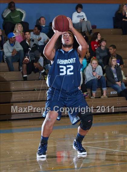Thumbnail 3 in Oakmont @ Center (Foundation Game) photogallery.